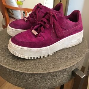 Nike Wmns Af1 Sage Low Air Force 1 True Berry